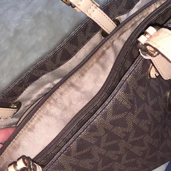 Michael Kors Purse - Picture 9 of 13